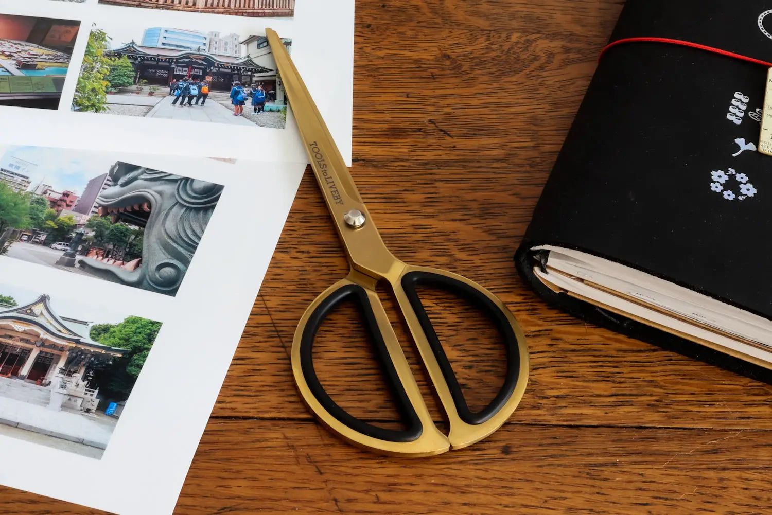 ciseaux Tools to Liveby