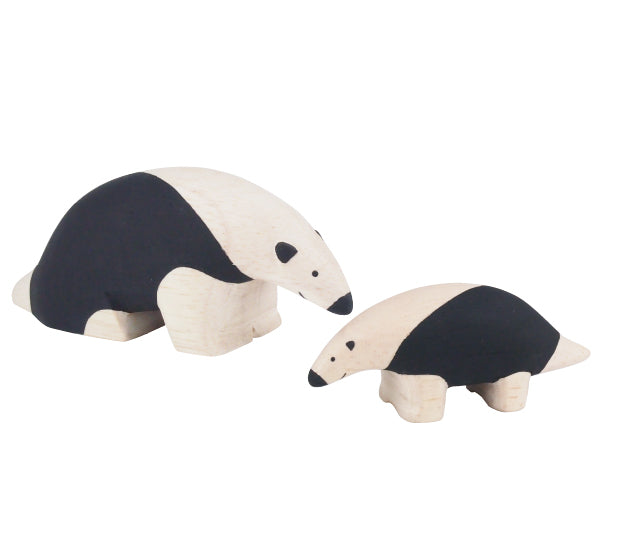 Figurine en bois – Fourmilier enfant