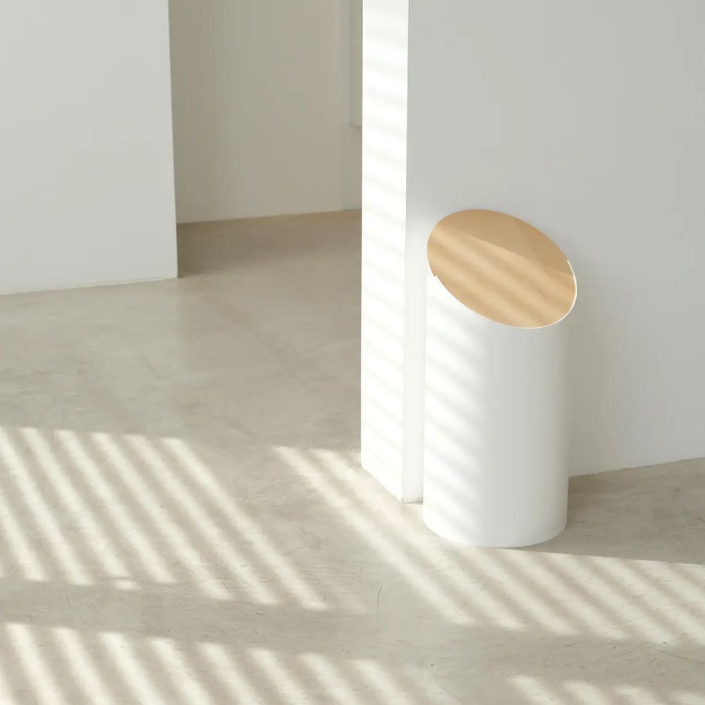 Corbeille à papier ’SWING BIN’ - Noir couvercle érable - M - CORBEILLE À PAPIER