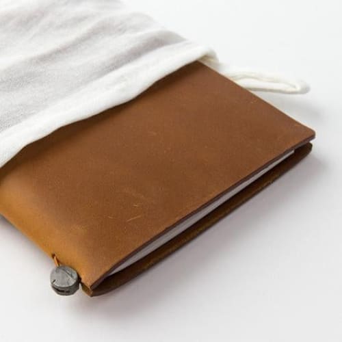 TRAVELER’S notebook - cuir camel (classique) TRAVELER’S NOTEBOOK COVER