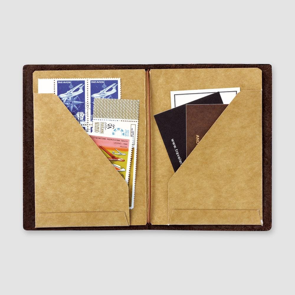 010 - Pochette kraft (passeport) TRAVELER’S NOTEBOOK REFILLS