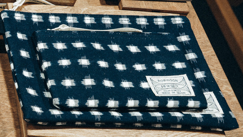 Pochette M Pois carrés Marine/Blanc