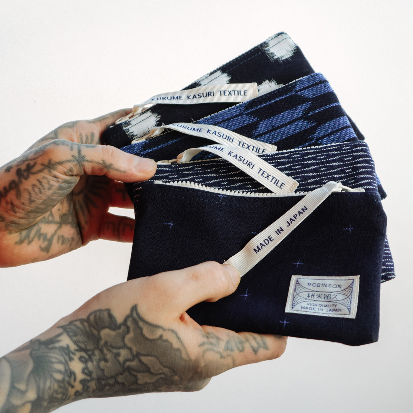 S Small Cross Navy/Blue Pouch