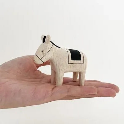 Wooden Figurine – Black UMA – Polepole Animal Collection