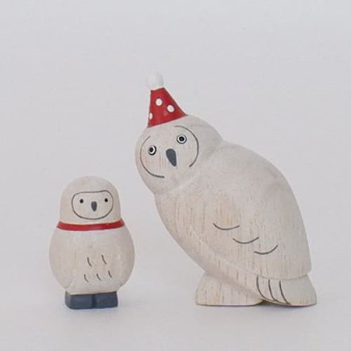 Figurine en bois - Bébé chouette écharpe rouge - FIGURINES EN BOIS