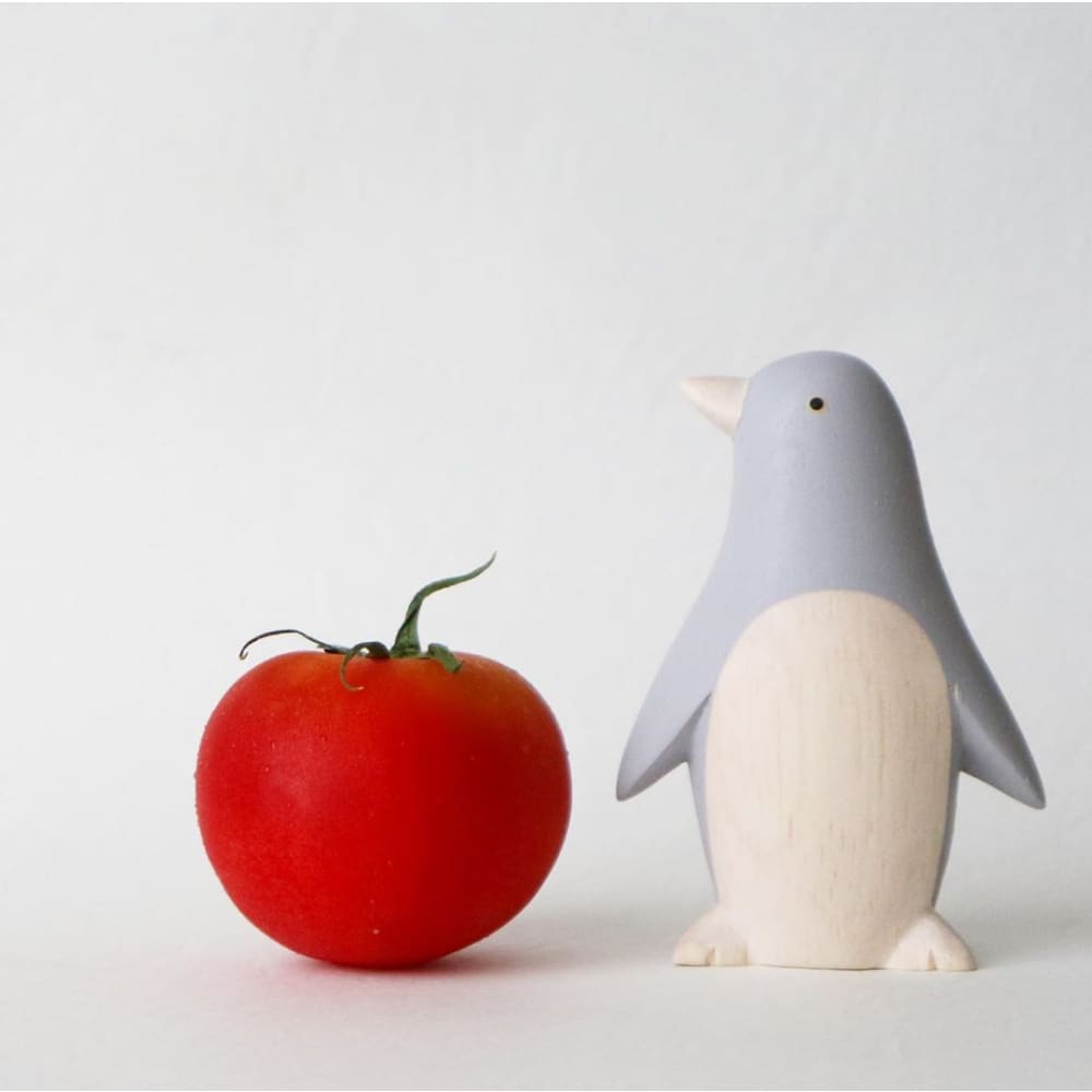 Figurine en bois été - Penguin gris - FIGURINES EN BOIS