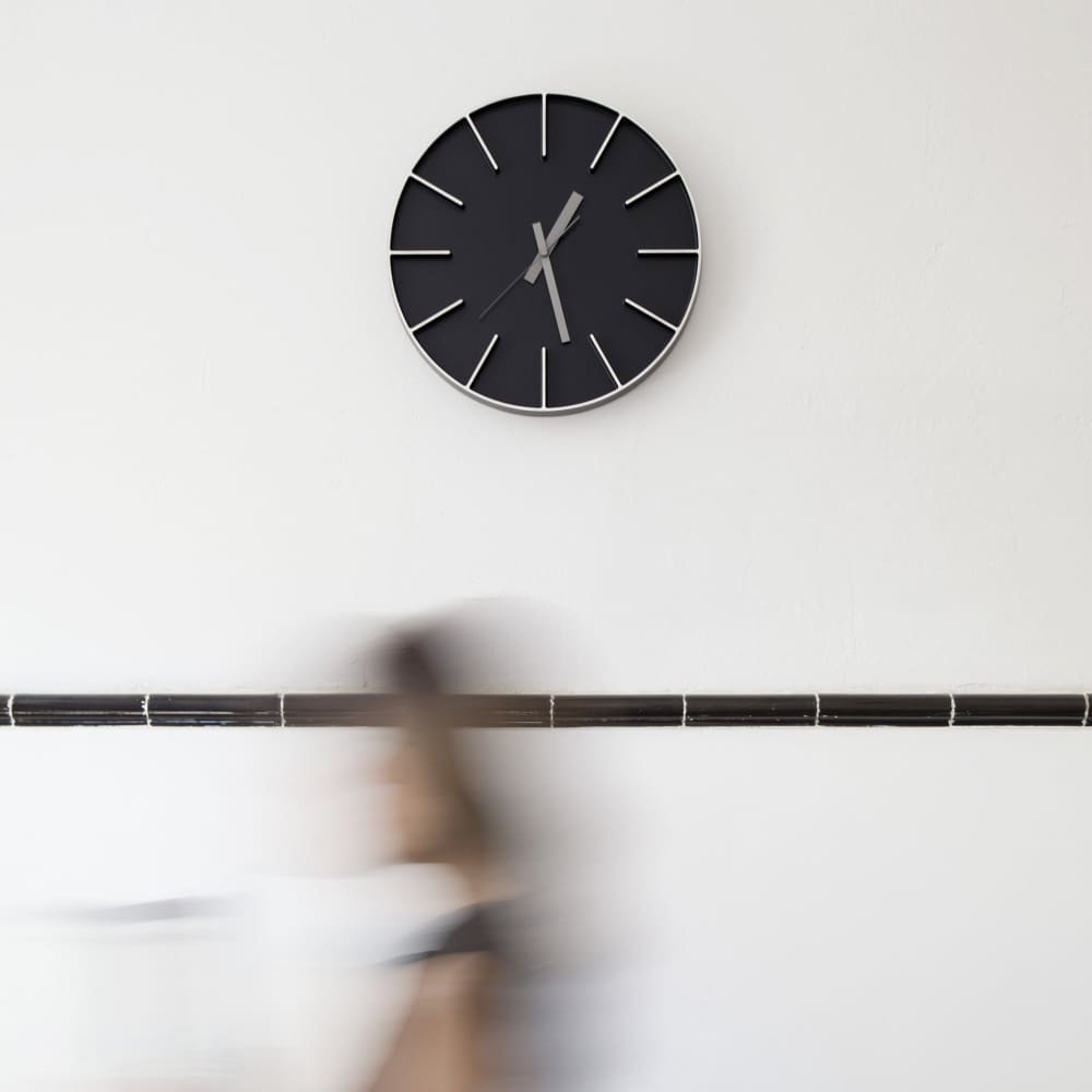 Wall clock Lemnos, Edge Aluminium, Black