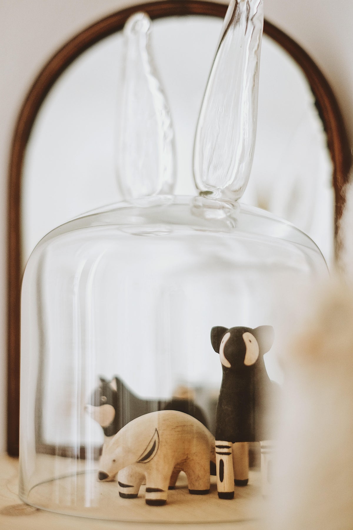 Sous cloche, au salon