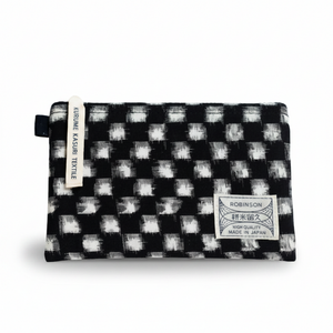 M Pouch Square Dots Navy/White
