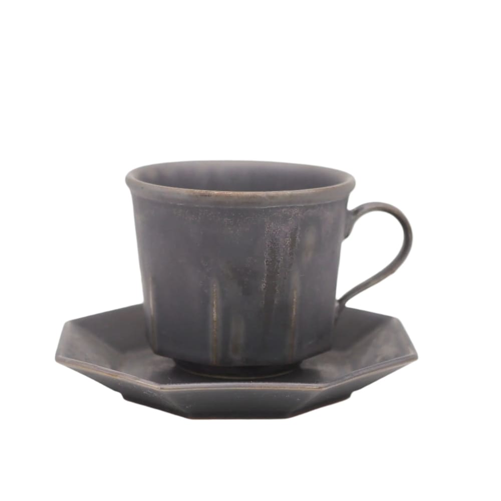 Tasse et soucoupe octogonales - Série poterie ancienne - Laiton - VAISSELLE