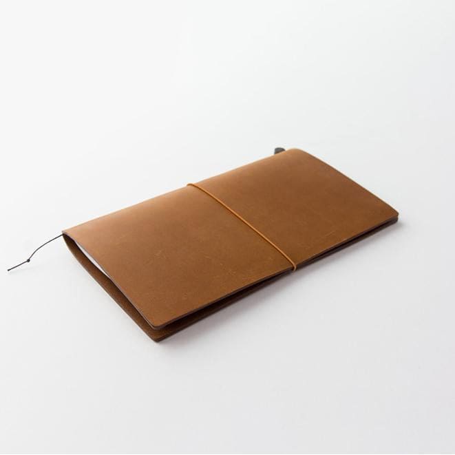 TRAVELER’S notebook - cuir camel (classique) TRAVELER’S NOTEBOOK COVER